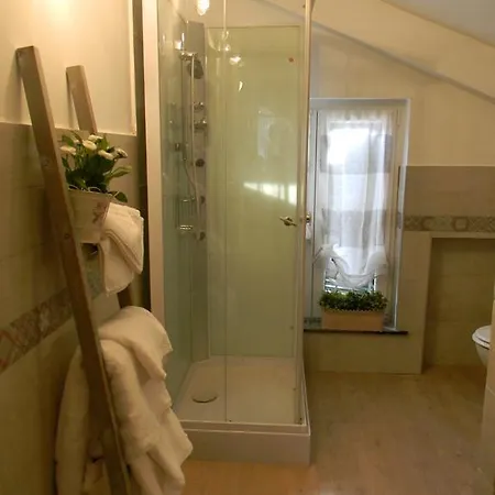 Il Cotogno Bed & Breakfast *