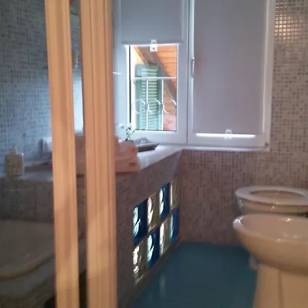 Il Cotogno Bed & Breakfast *