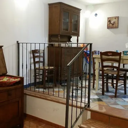 ベッド・アンド・ブレックファスト Il Cotogno ガーヴィ